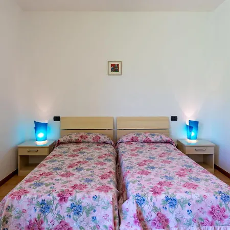 Holiday home Locazione Turistica Borgo *